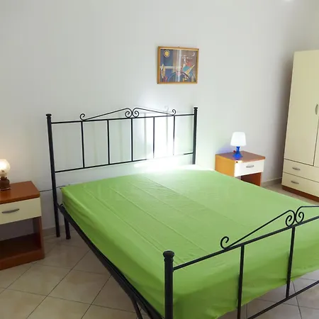 Vakantiehuis Curato Piano Terra A 20 Secondi Dalla Solaris Uno *